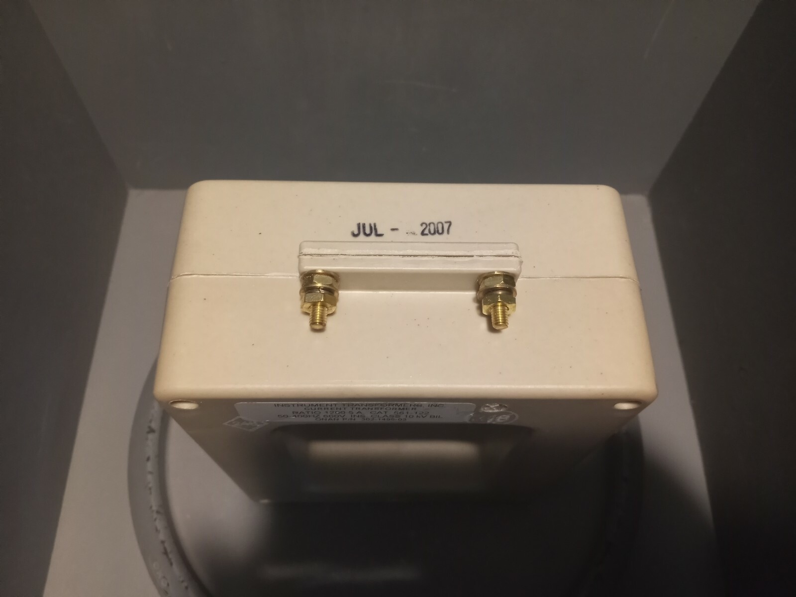 Instrument Transformers, Onan Transformer, 600V, 50-400Hz, 1200:5A, 561-122