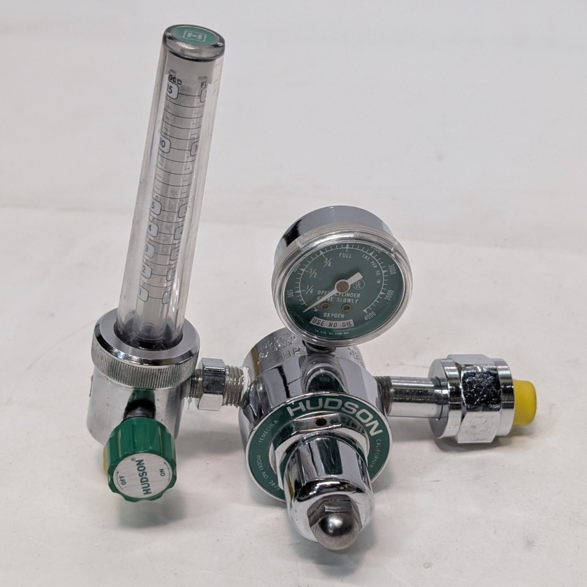 Hudson 2625 Medical Oxygen Regulator With Flowmeter Gauge 15LPM As Shown