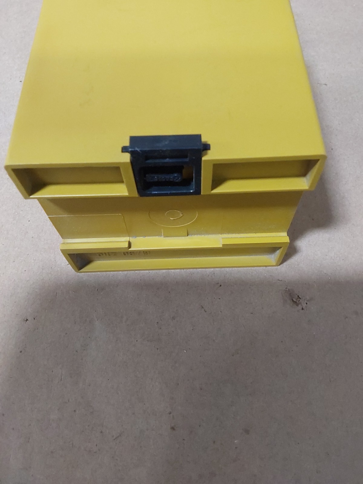 PILZ PNOZ V 30 s 24 V DC Safety Relay.