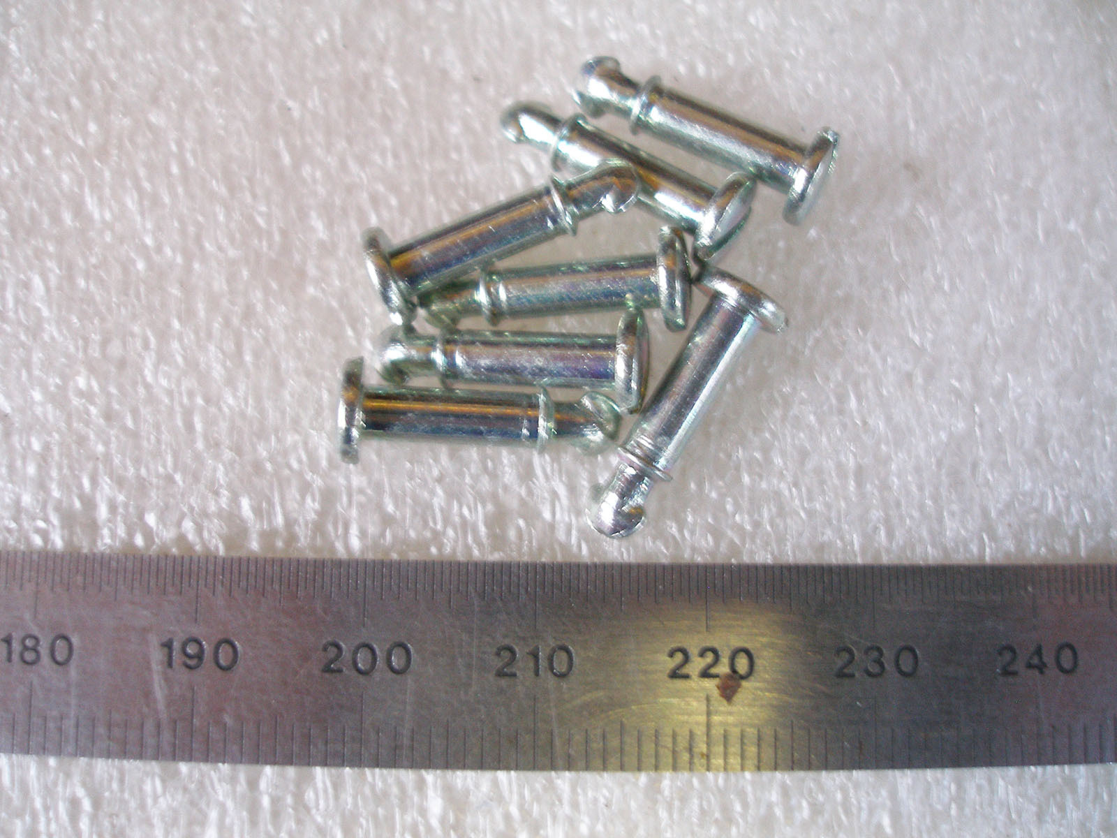 SOUTHCO DZUS 1/4 TURN STUD FASTENERS 81-11-320-16 – 10 pcs
