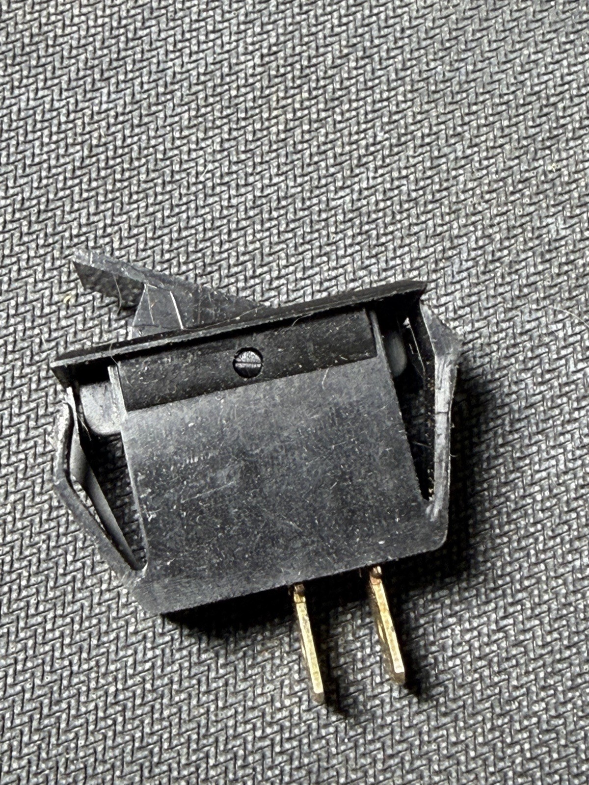 Goodman Amana Furnace 0130M00243, Interlock Door Switch AE-8320A 3/4 HP