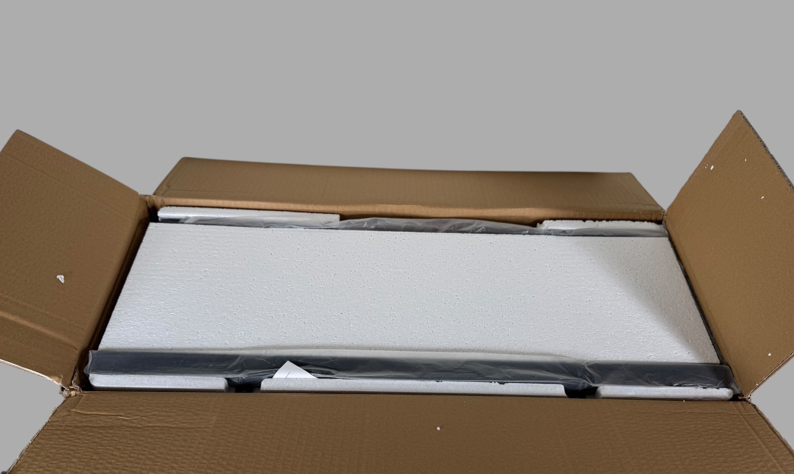 Mount-It MI-7135 Adjustable Under Desk Keyboard Tray New Open Box Complete Black