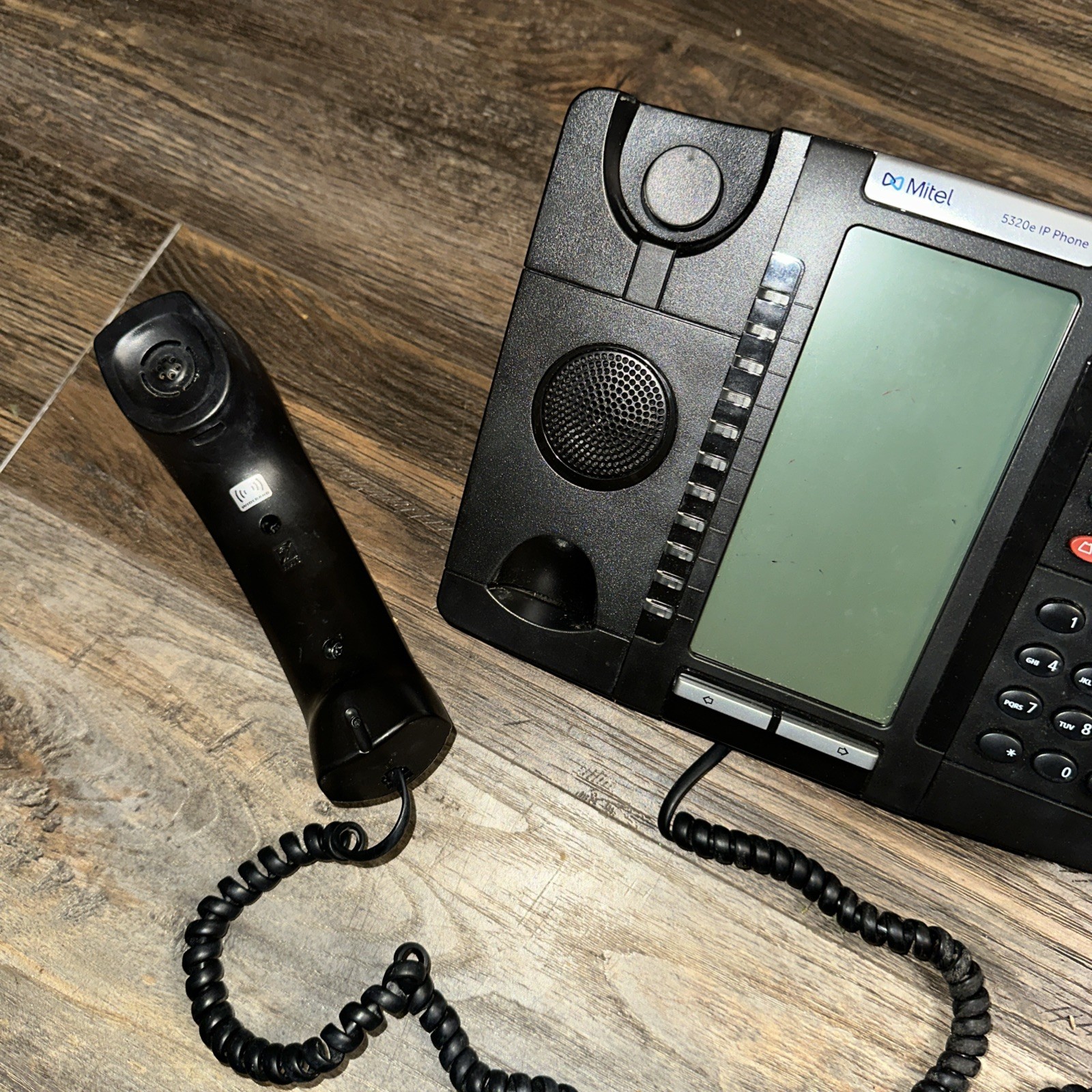 Mitel 5320e IP Phone w/Backlit Display (50006634) Lot Of 2 Pair