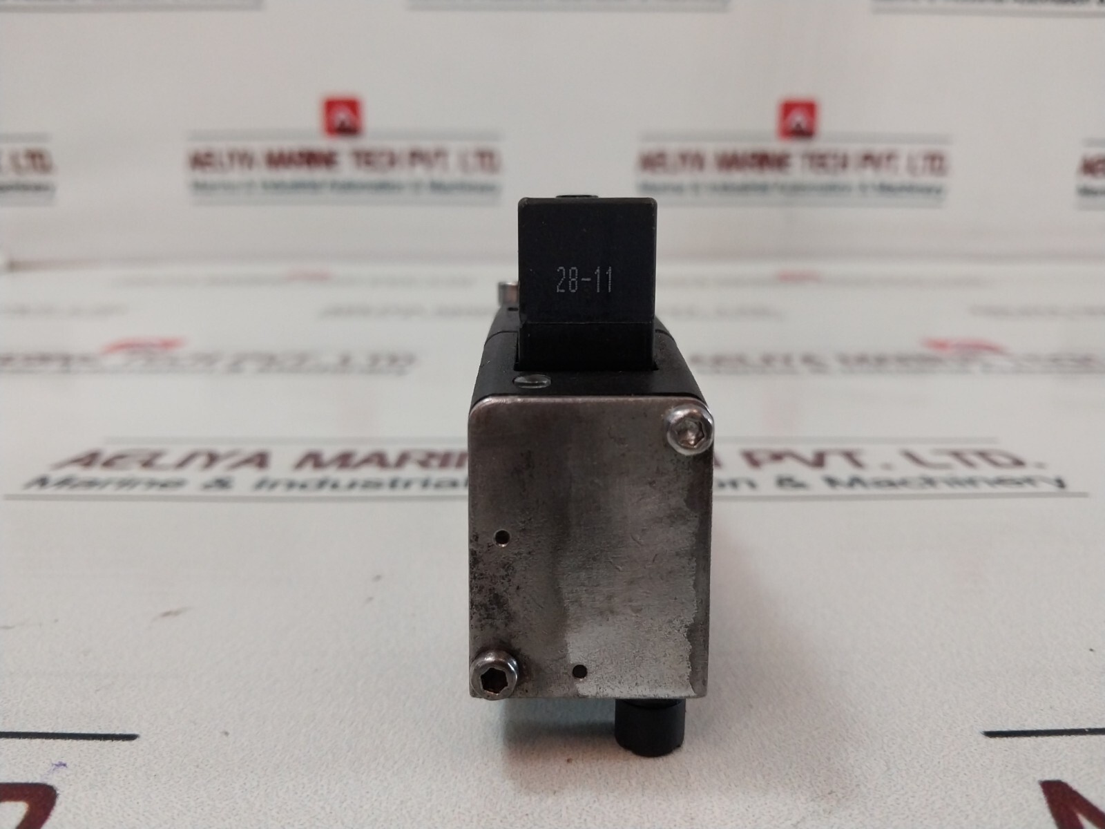 Rexroth CD01-PI Pneumatic Directional Valve R412011011 24V 1,2W IP 00/65