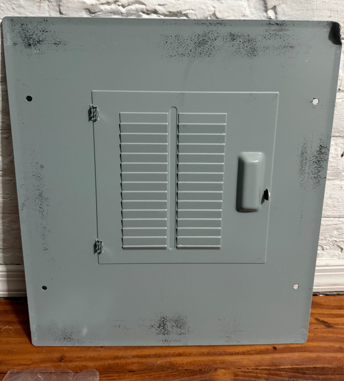 ABB TLMQ1412CCU 125A 14-Space 28-Circuit Indoor Main Lug Load Center (PLS READ)