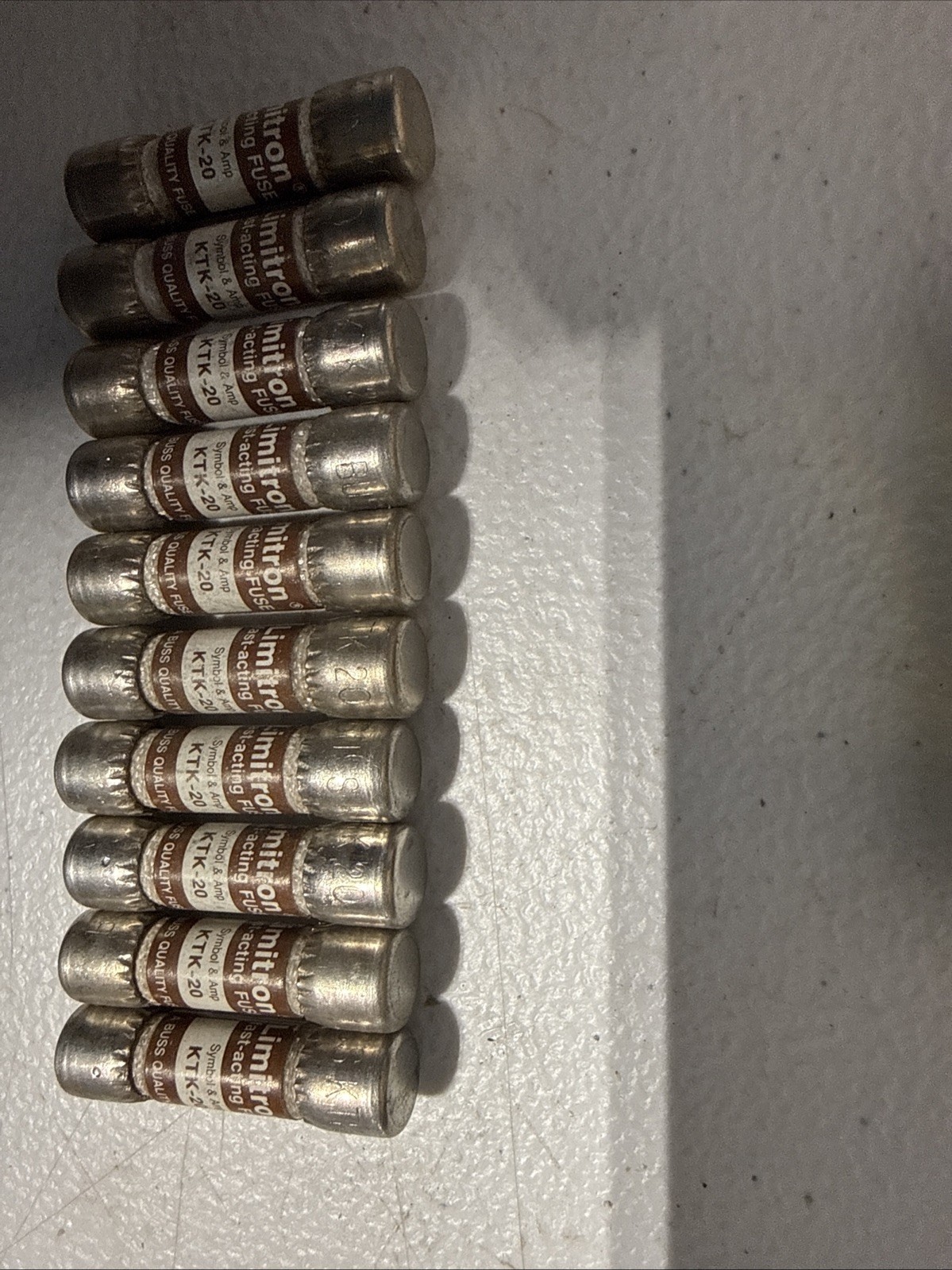 Box of 10 brand new Buss Fuses KTK-20 Made In USA New Old Stock