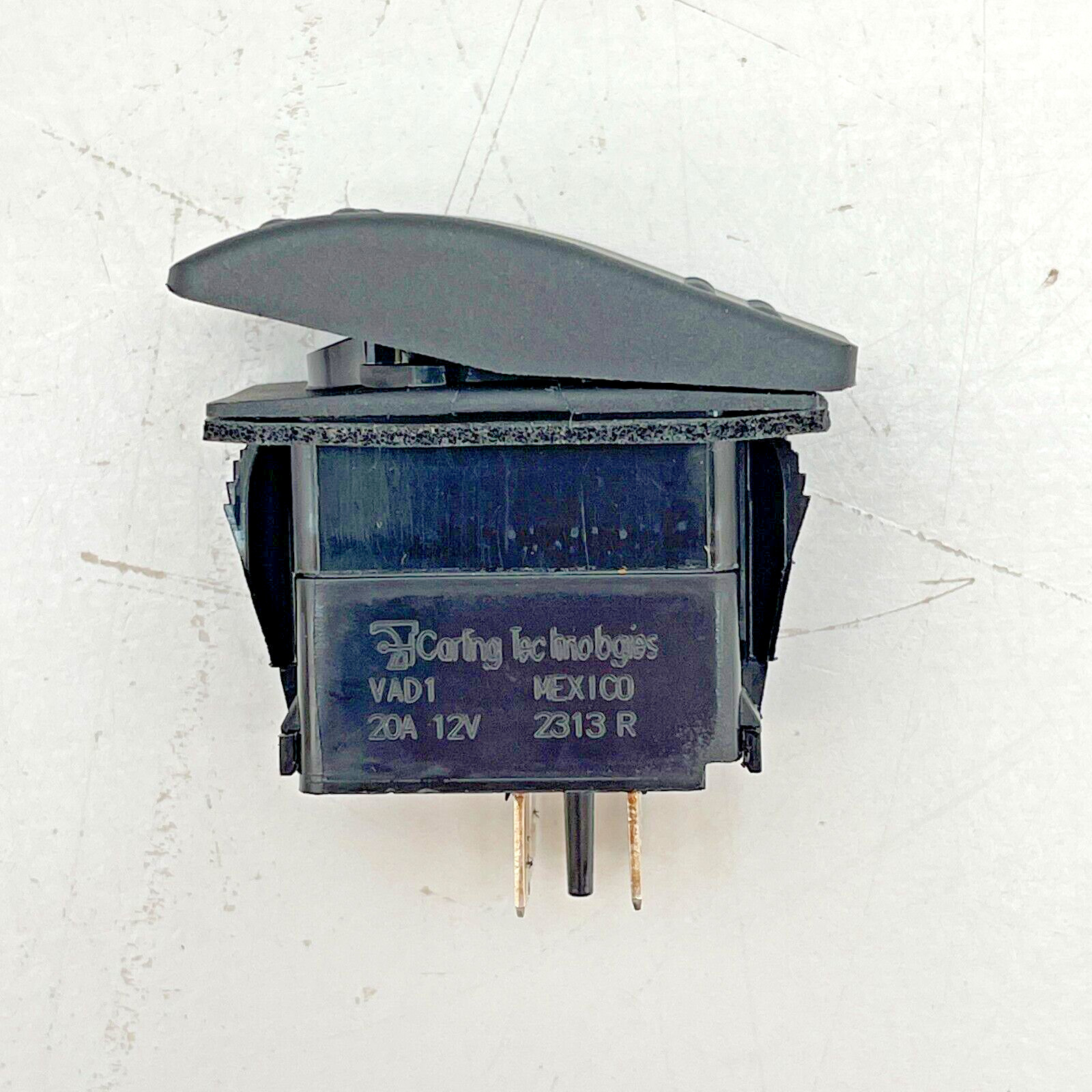 Carling Technologies VAD1 Momentary Rocker Switch 20A 12V SPST Panel Mount