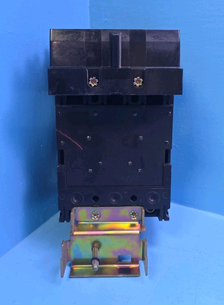 Square D FH36015 15A 600V 3Pole ILine Circuit Breaker