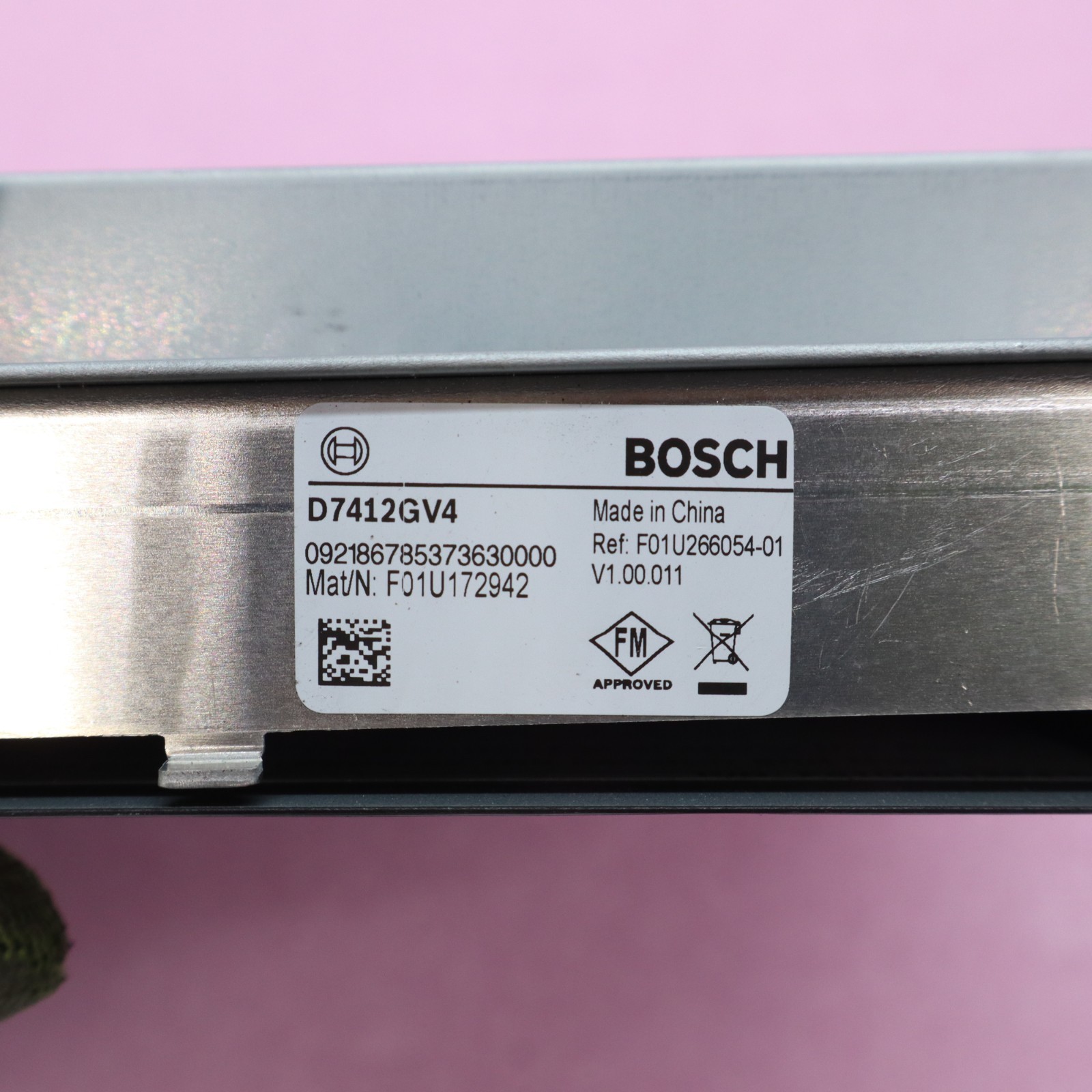 Bosch D7412GV4 GV4 Alarm Control Panel Communicator w/ Enclosure T5-E18