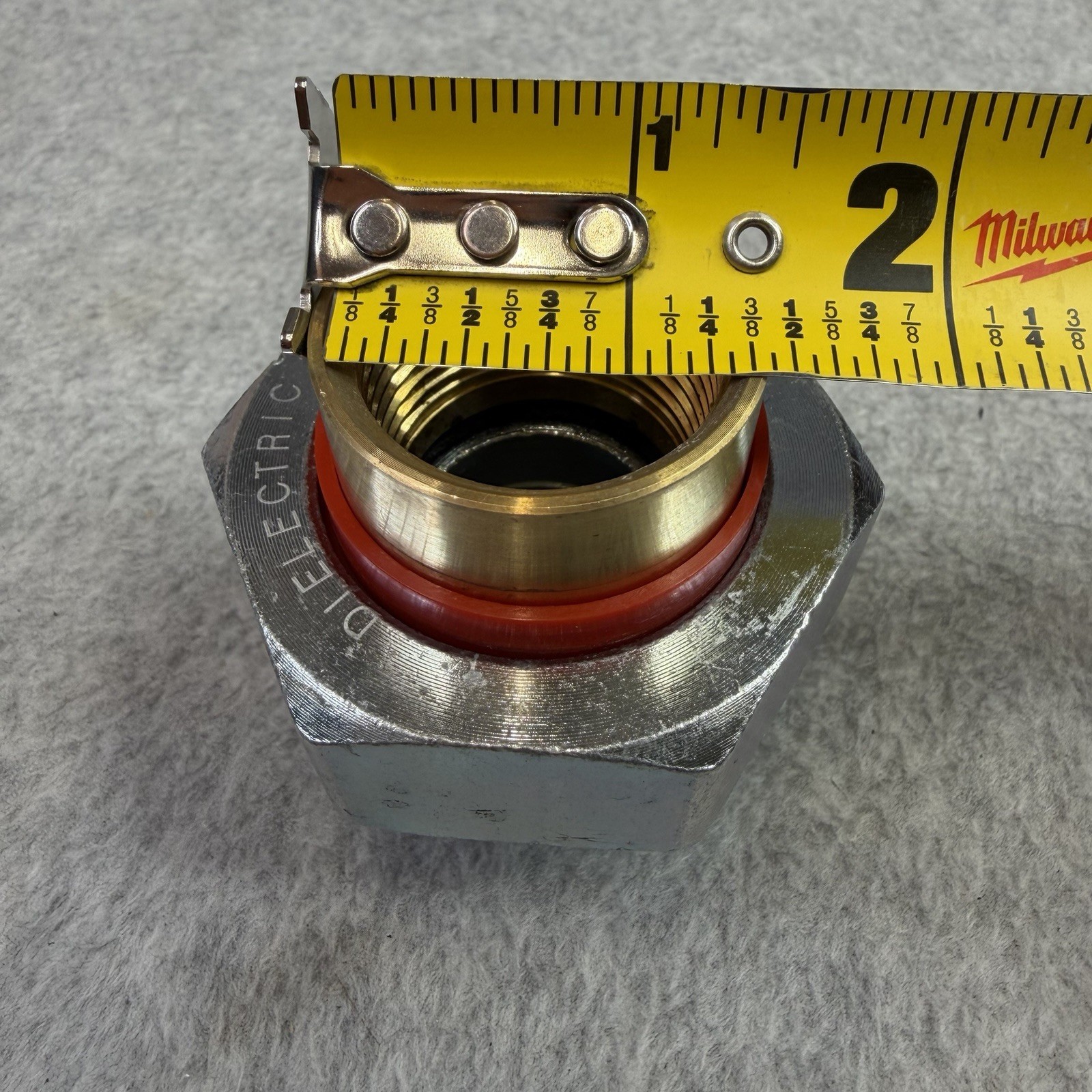 Wilkins 1 in Dielectric Union Pipe Fitting Lead Free FIP x FC DUXLC