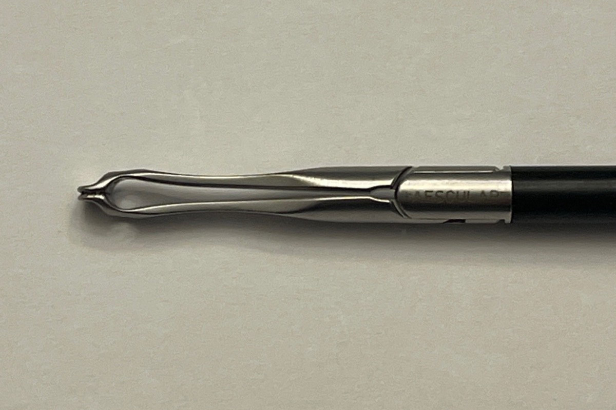 Aesculap P0959R AdTec 5mm x 45cm Monopolar Babcock Grasper Laparoscopy