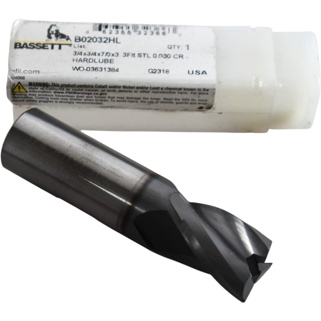 NEW Bassett B02032HL 3/4 Carbide 3 Flute End Mill Corner Radius Hardlube USA