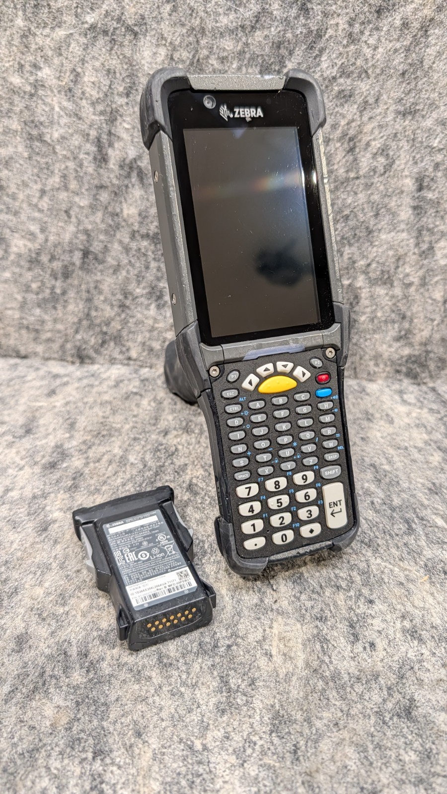Zebra MC930P MC930P-GSFDG4NA 4GB 32GB 29-Key 4.3in Barcode Android Mobile