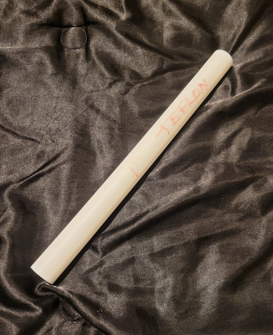Teflon 1 Dia Round Stock 12″ long (1.000 X 12.000) INV#W-79
