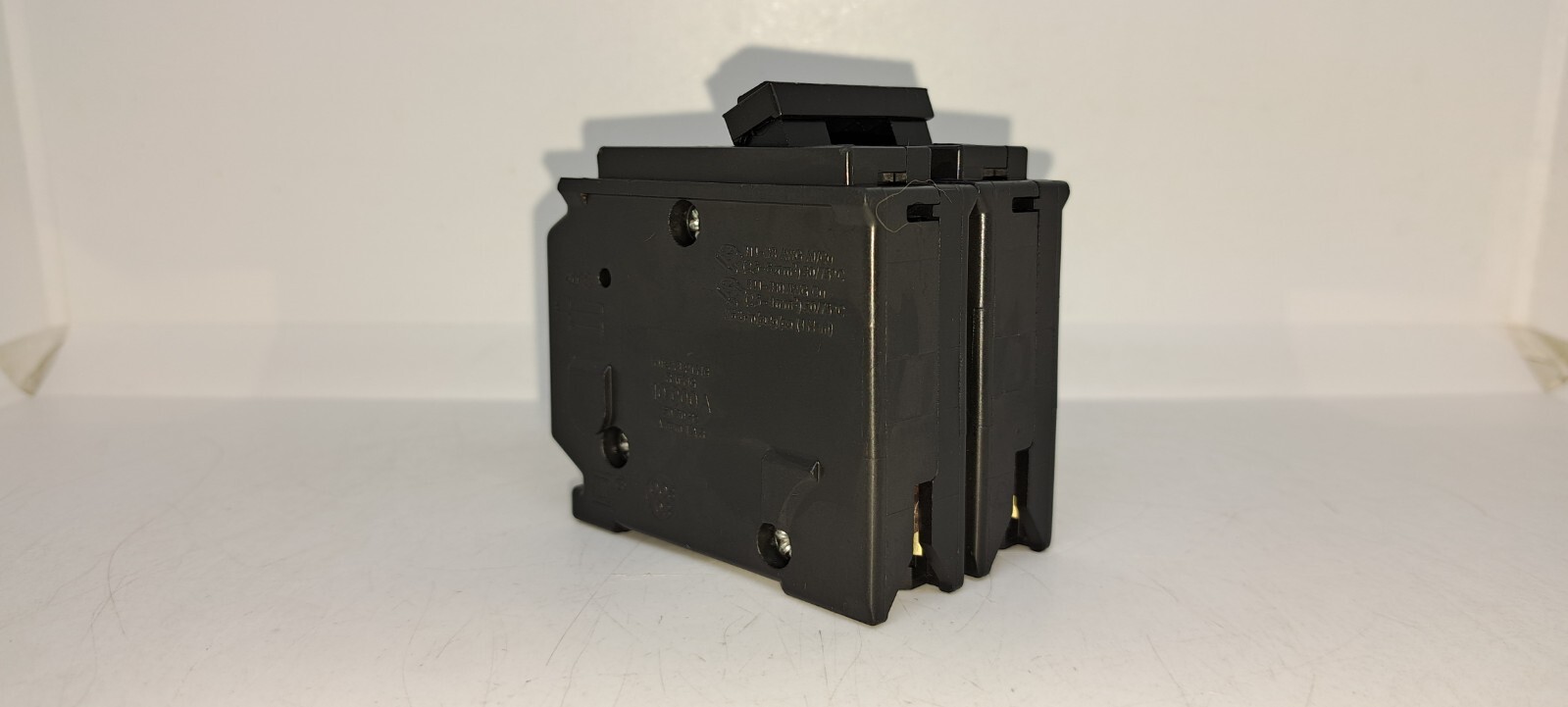 Square D HOM225 2 Pole 25 Amp 120/240v Type HOM Circuit Breaker