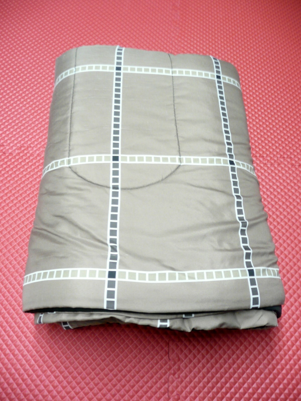 5 VERY LARGE 24”x 24” Clear Reclosable 4 MIL HEAVY DUTY Storage Bags