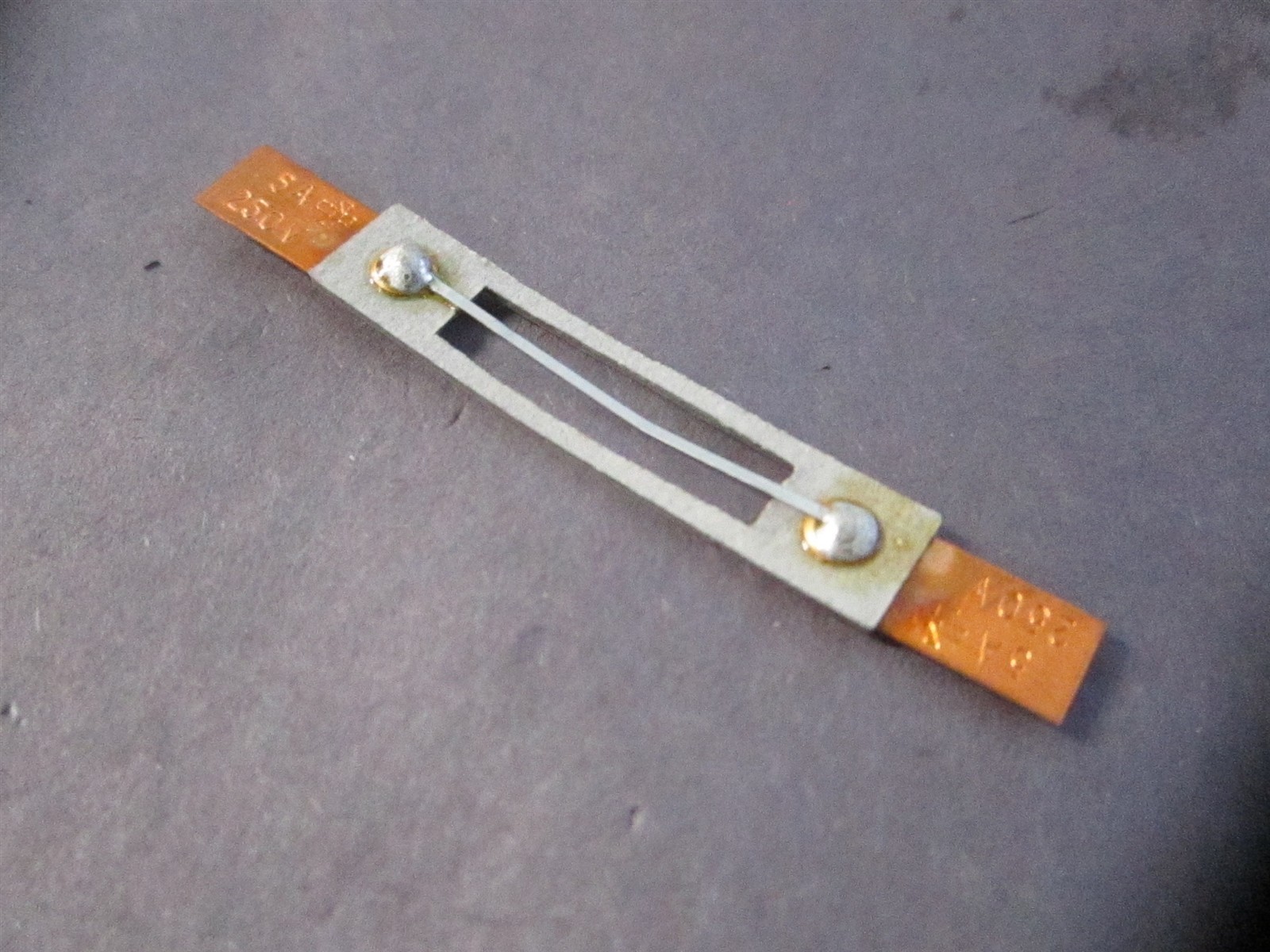 Mersen (RL5) 9/16″ x 2″ OAL 250 V, 5.00 A Fast-Acting Renewable Fuse – Lot of 20