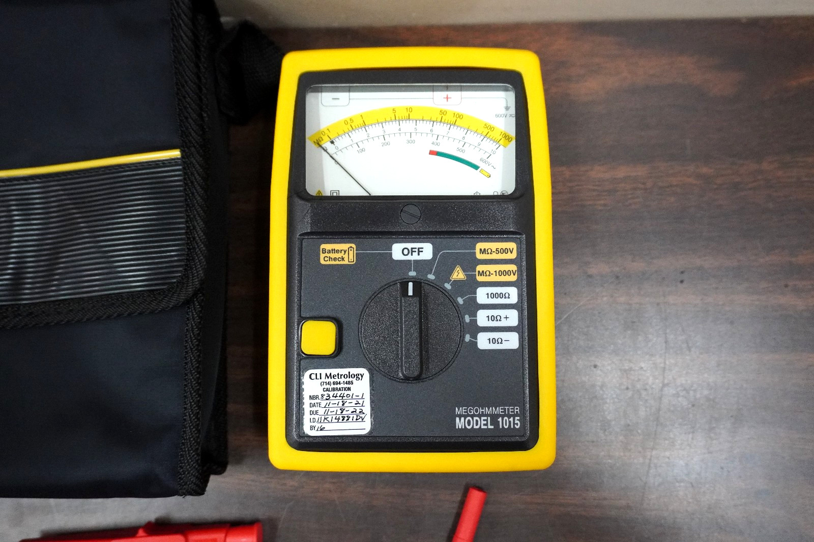 AEMC 1015 Analog Megohmmeter 1000 Ohms Resistance 500V 1000V Test Voltage