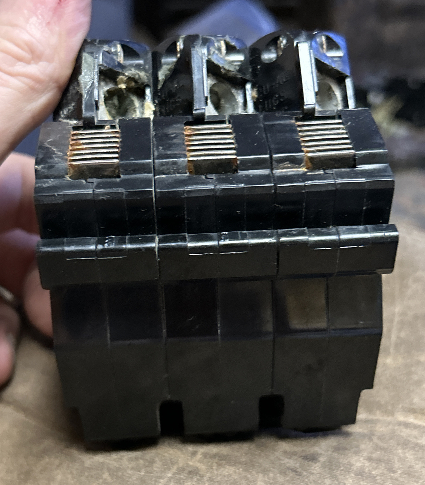 American FPE – Stab-Lok Type-NA 3-Poles 40-Amps 240-Volts-AC – 3P40 Used