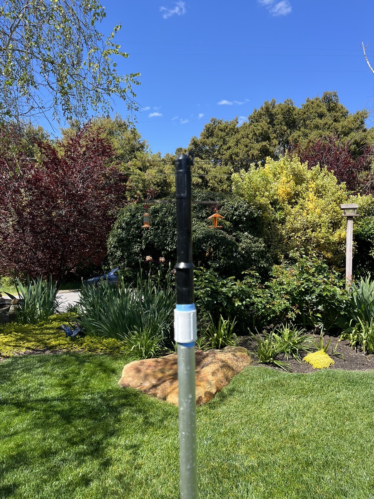 60 FT OF RAINDROPS THE MOST EFFICIENT SPRINKLER EVER ON COMMERCIAL TRIPOD