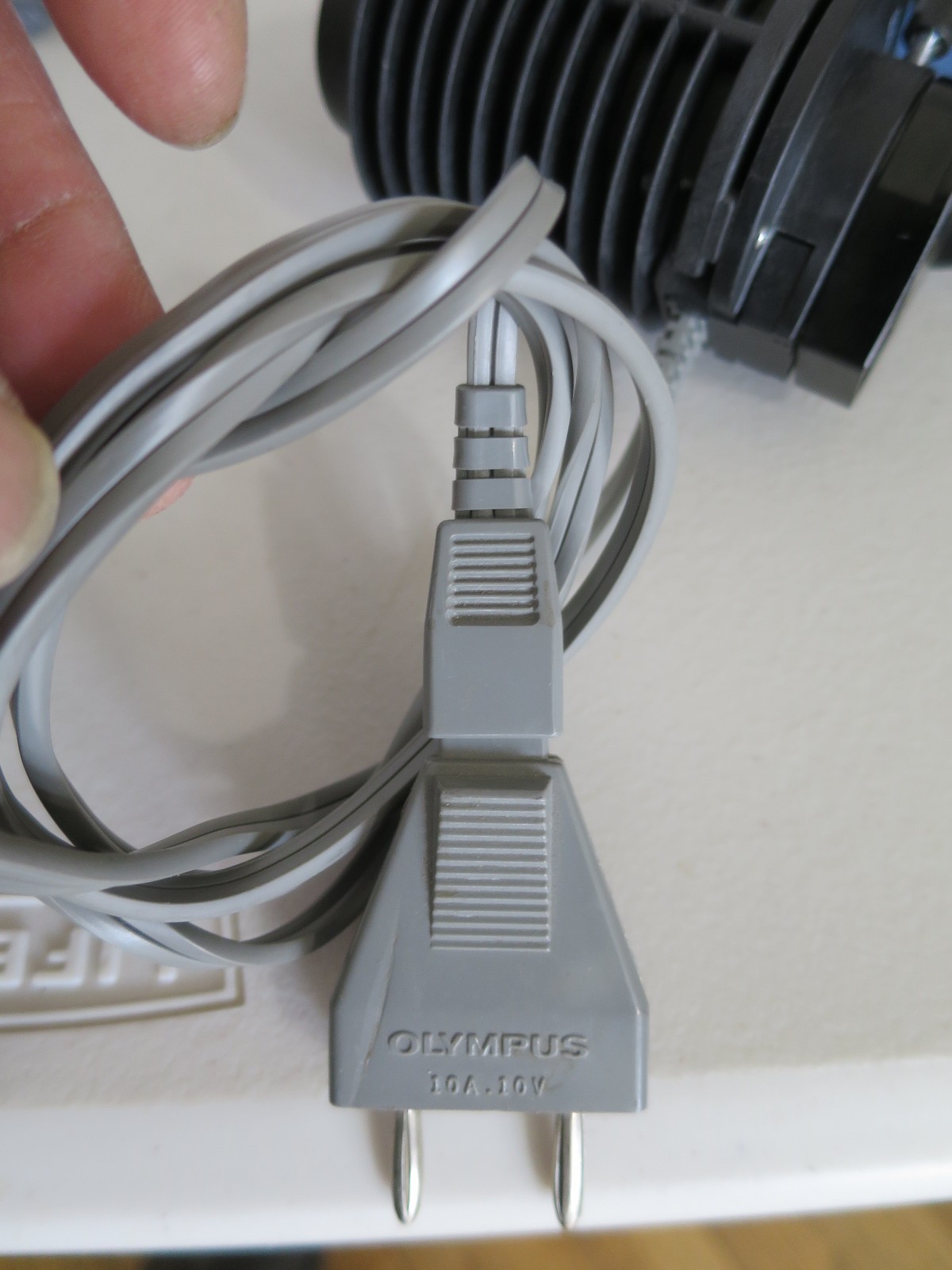Olympus Microscope MicroPositioner, Illuminator, Reichert SW 135 AUSTRIA parts.