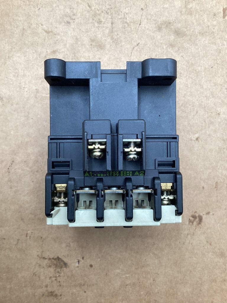 Fuji Electric SC-5-1 Magnetic Contactor; 4NC0H0; 20A 600V