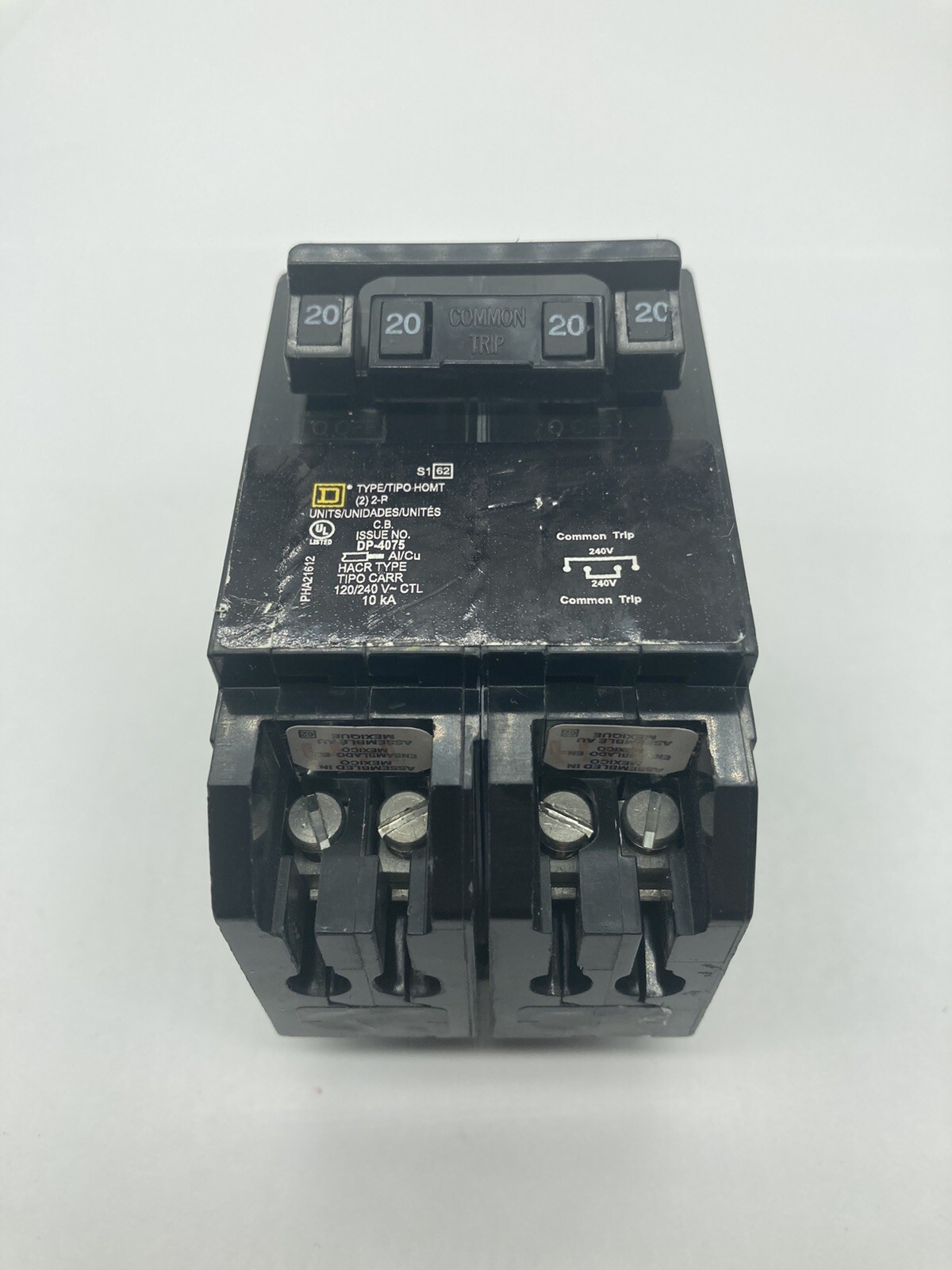 Homeline HOMT220220 Quad Two 2 Pole 20 Amp 120 240V AC Plug In Square D Breaker