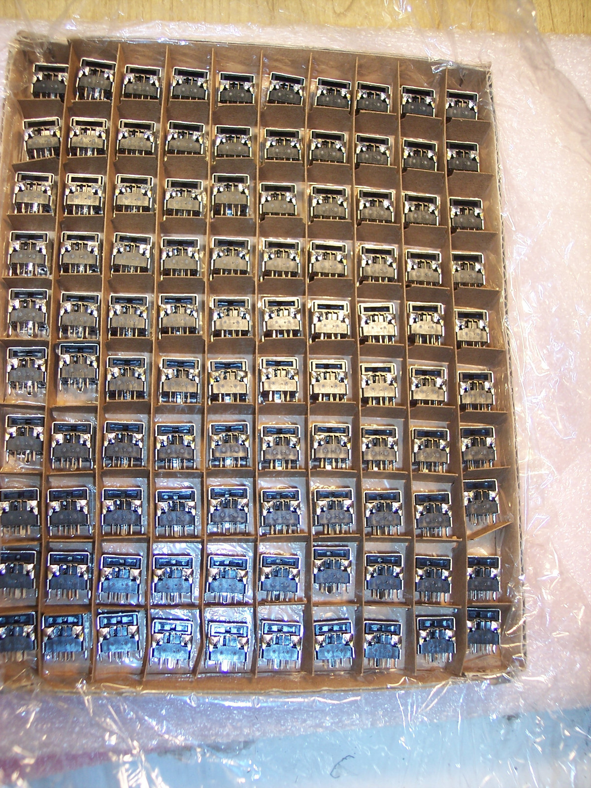 QTY (10) 7 PIN SHIELDED MINI-DIN RECEPTACLES TCS7577-01-608 HOSIDEN