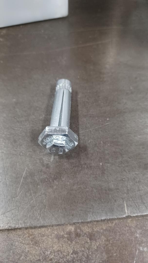 (Lot of 4) 1/4″ BoxBolt® Expansion Anchors, 1-3/4″ Screw Length, 7/16″ Hole Diam