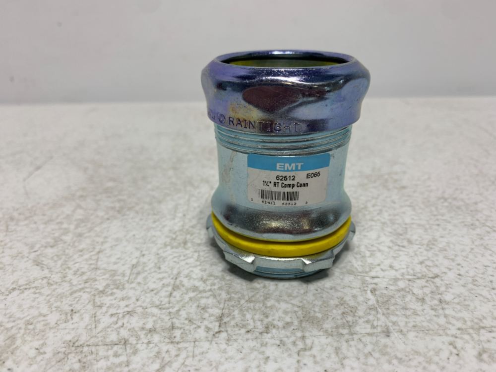 Halex 62512 Connector 1-1/4″ Compression Raintight EMT