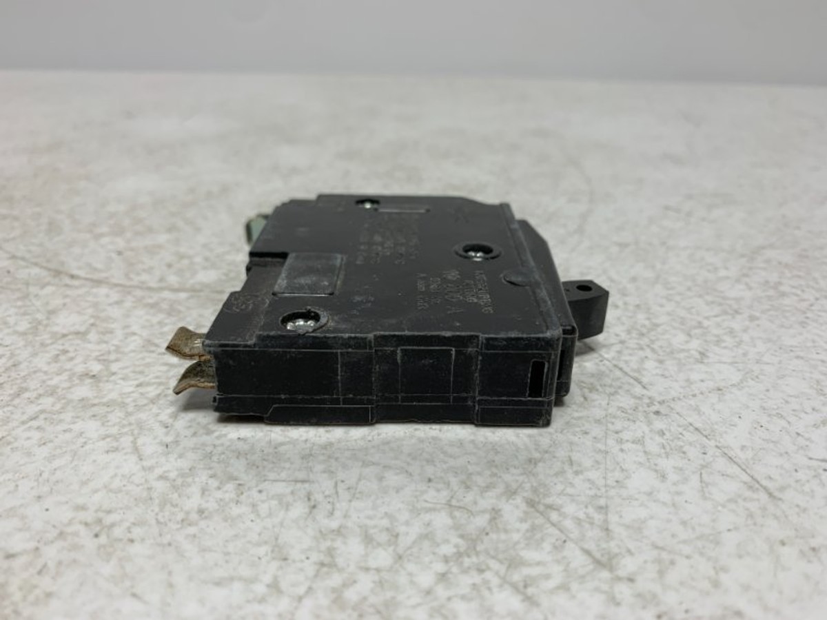 Square D QO120 Circuit Breaker 20A 1-Pole 120/240V