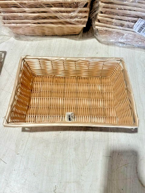 LOT OF 24 TABLECRAFT 1188W RECTANGULAR HAND WOVEN POLYPROPYLENE BAKERY BASKETS