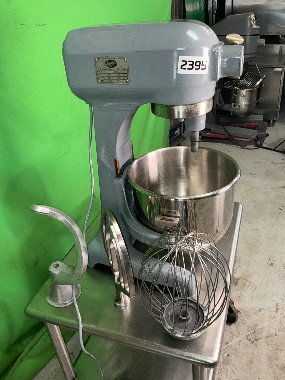 Hobart A-200 20qt Mixer w/Bowl, Paddle, Hook, Whisk, Work Stand 2395