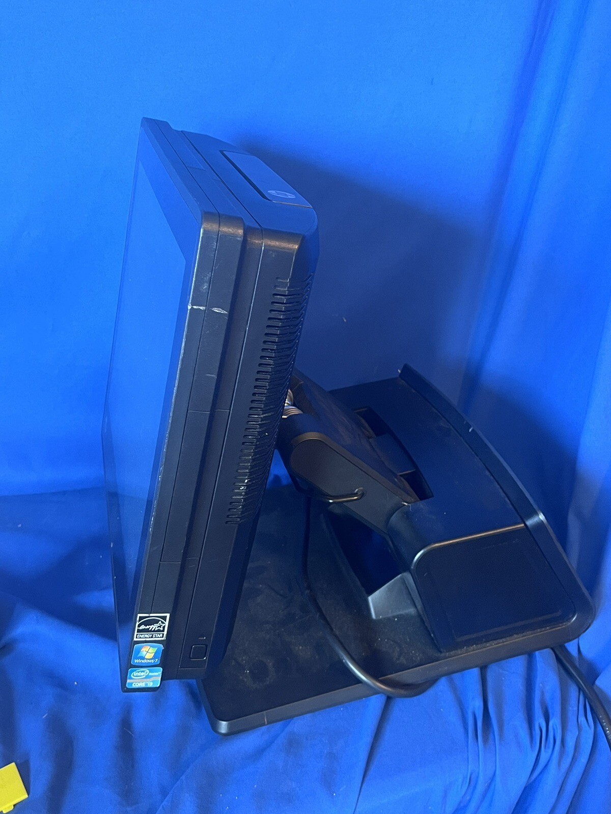 HP RP7 Retail POS System Model 7800 4GB RAM 128GB- No HDD