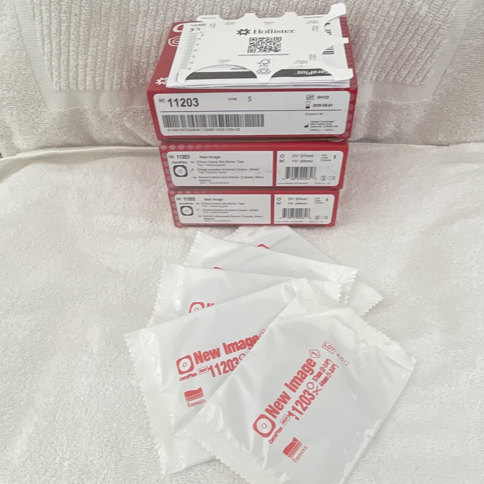 3 Box Bundle Hollister CeraPlus New Image 11203 2-Piece Ostomy Barrier