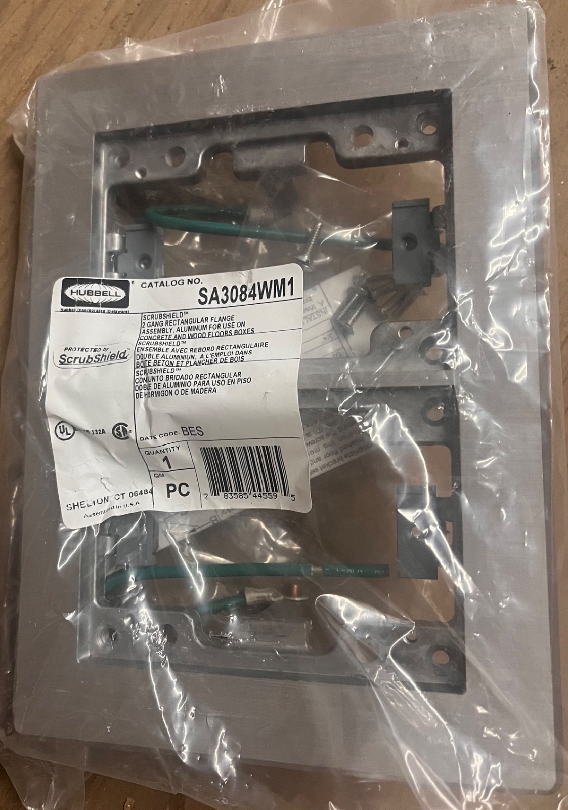 Hubbell – SA3084W – Flush Concrete Floor Box Series, 2-Gang Flat Flange with