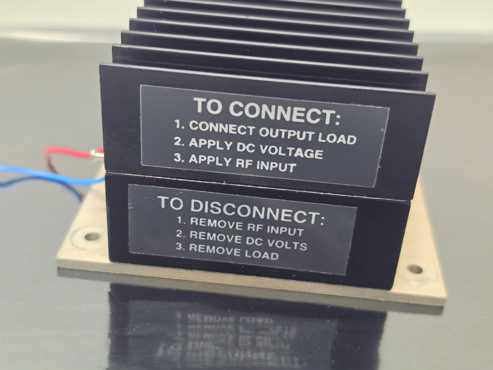 Mini-Circuits ZHL-1724HLN-sma Low Noise RF Amplifier 1700 to 2400 MHz 50Ω TESTED
