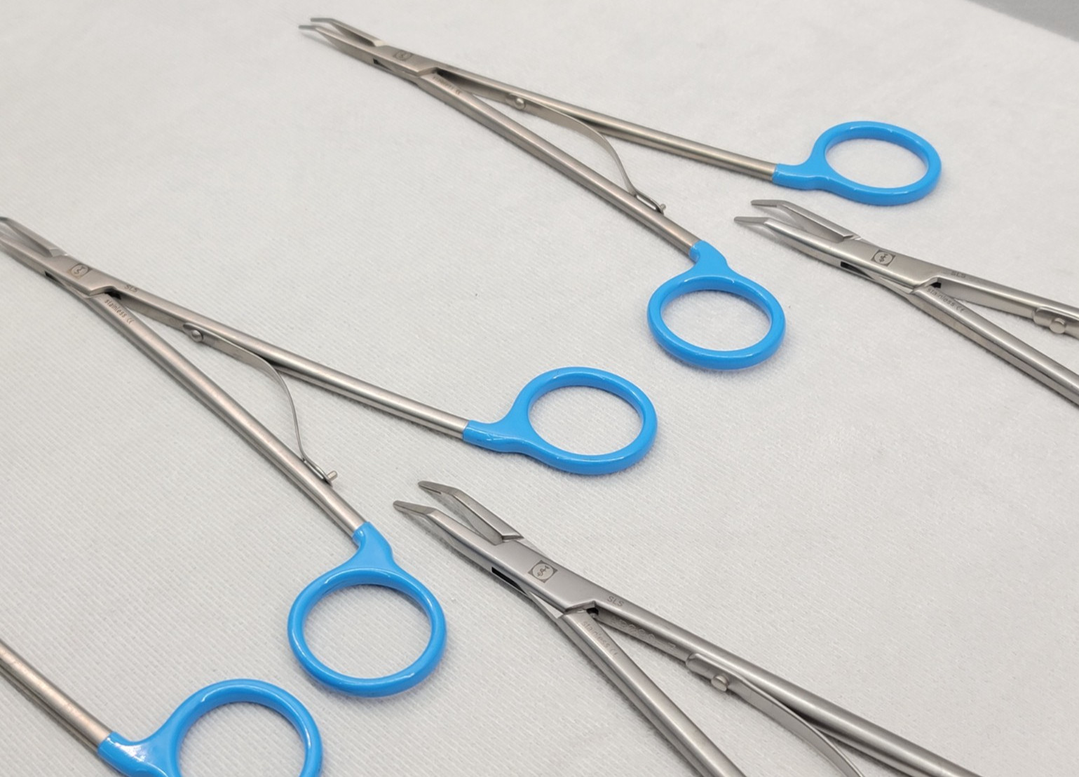 (5x) Aesculap Ligation Clip Appliers 11″ & 8″ PBT 220-1BR, PV328-1BR