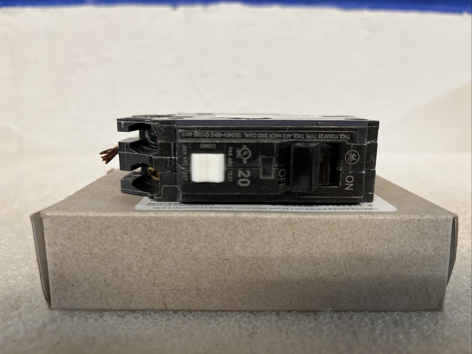 GE THQL1120AF2S Combination Arc Fault Circuit Breaker 1P 20A 120V New