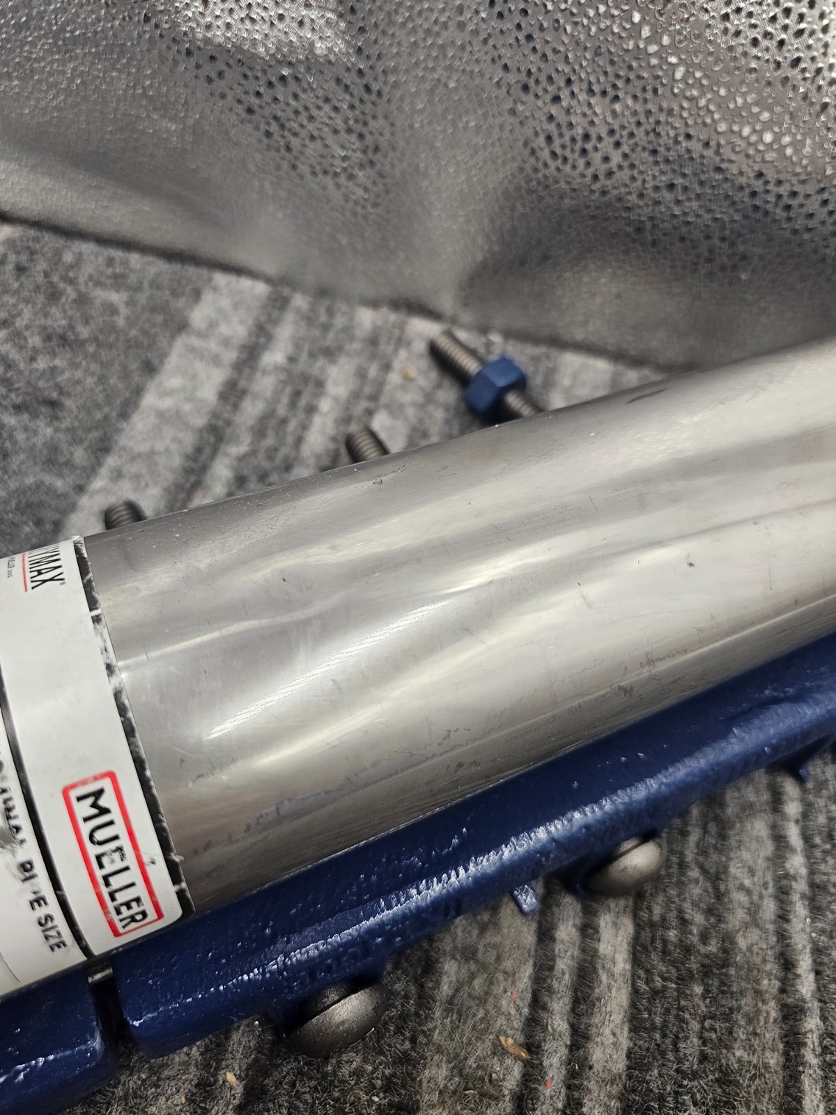 MUELLER Hymax Repair Clamp 500-18-0235, Blue Silver 2.63 Range