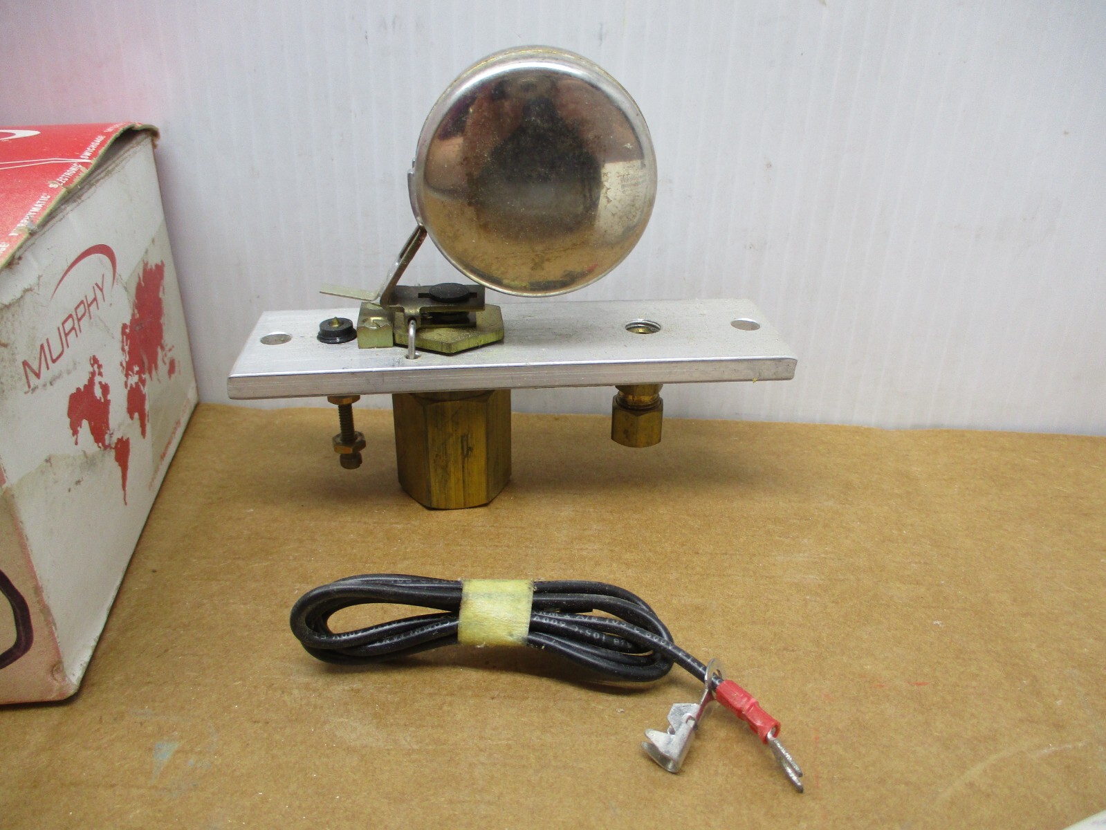 FW MURPHY 15700146 OIL LEVEL REGULATOR