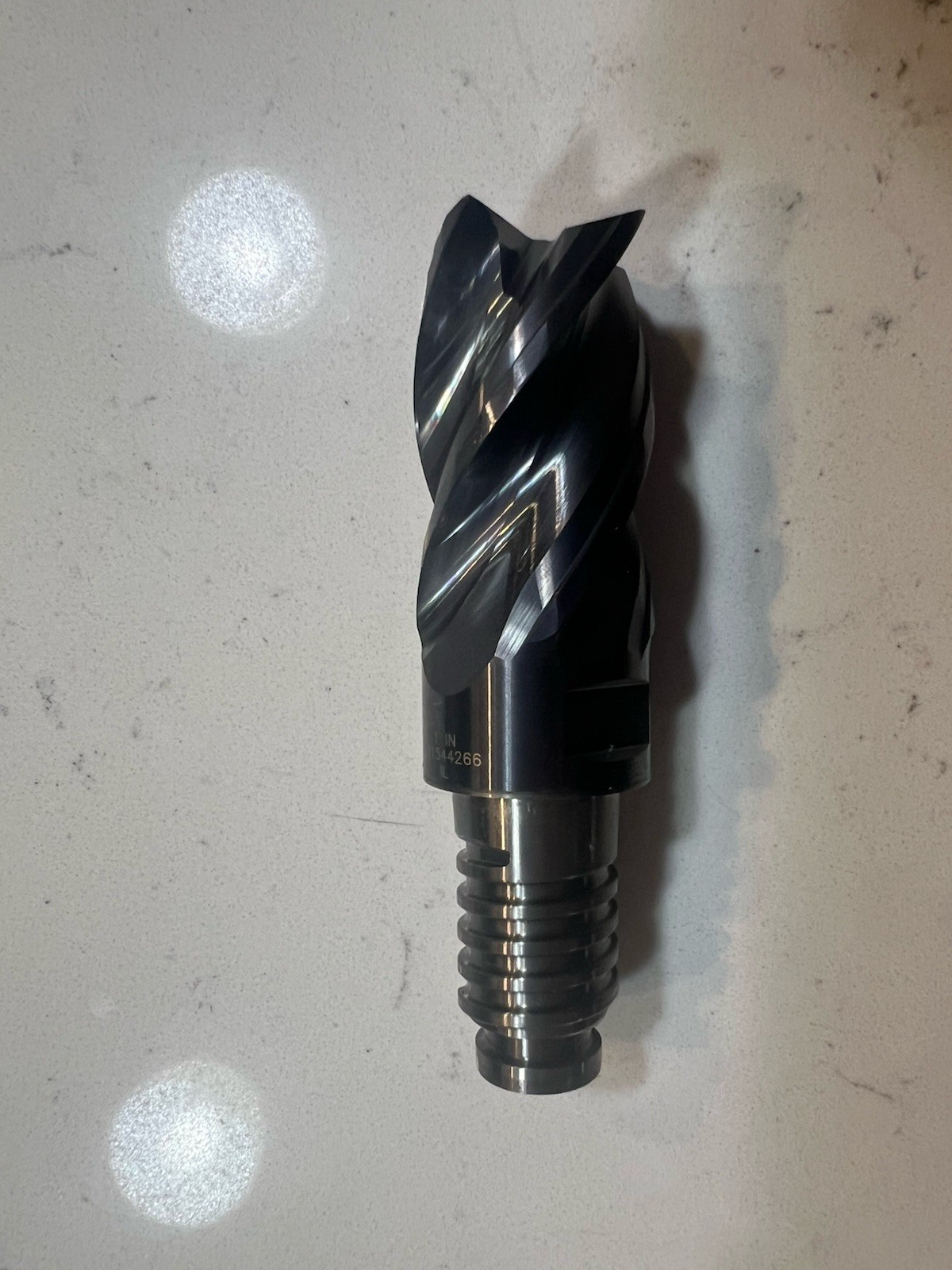 KENNAMETAL 6953270 Square End Mill D-L HARVI I TE 4F 1XDL25X1 1/2 S