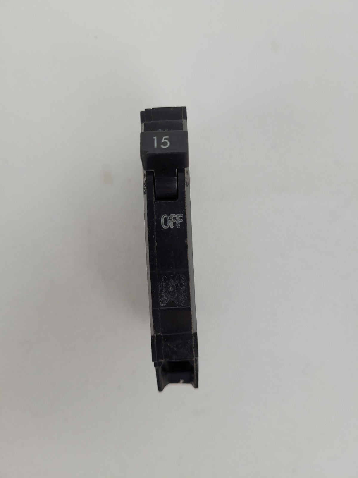 Lot of 2 – THQP115 GE 15 Amp 240 Volt Circuit Breaker – Next Day Option