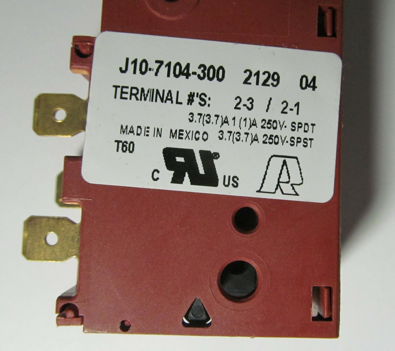 NEW MECHANICAL HUMIDISTAT REPLACMENT PART RANCO J10-7104-300 3.7A 250V SPDT SPST