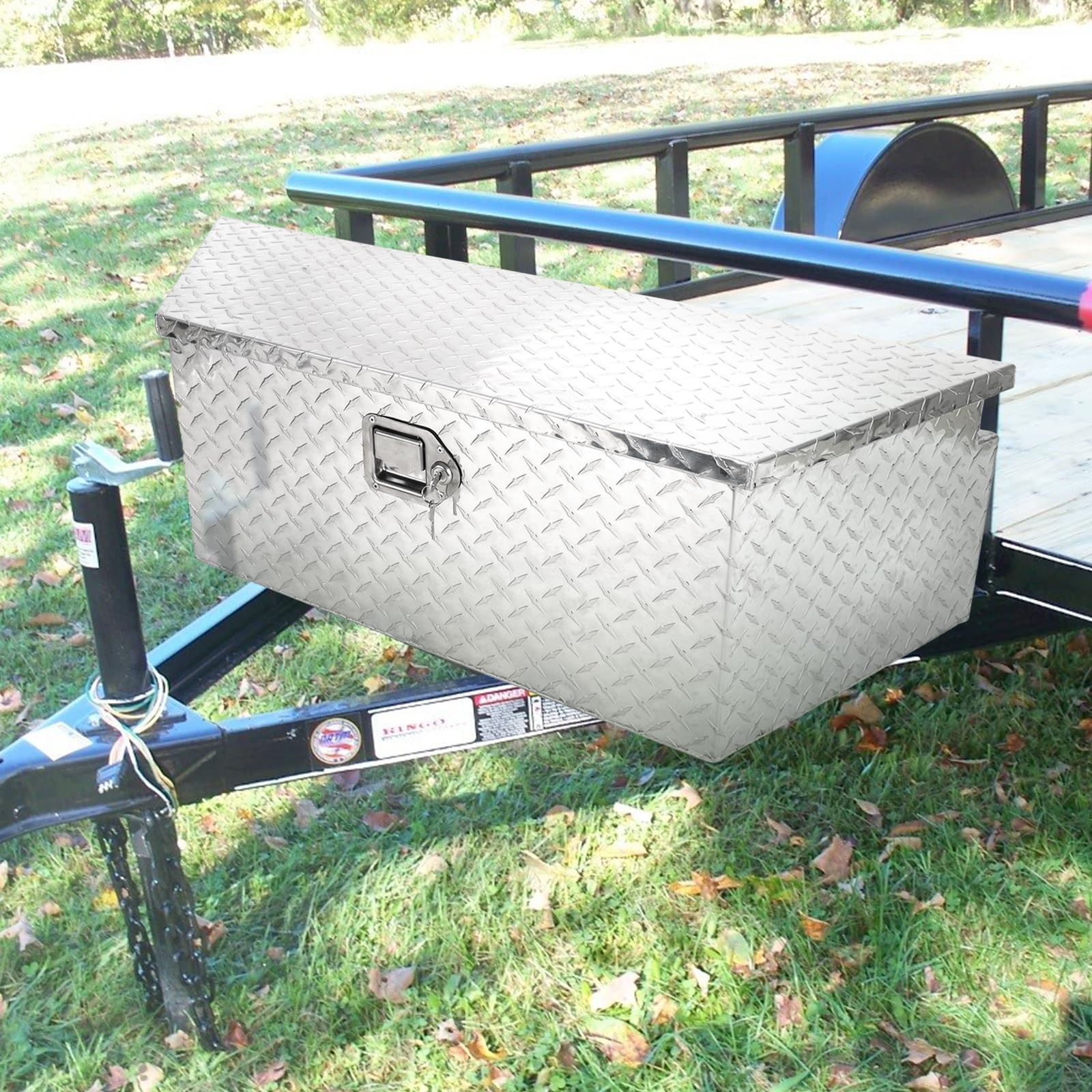 39 Inch Aluminum Diamond Plate Tongue Box Tool Chest with Lock Keys Black
