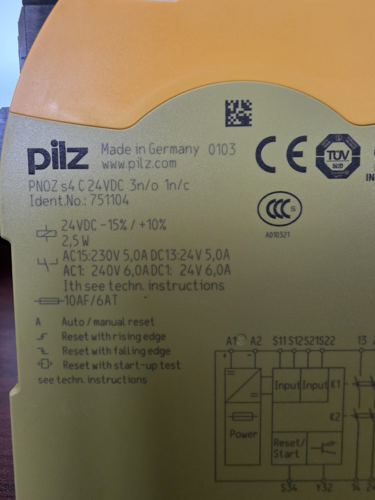 USED PILZ PNOZ s4 751104 C 24VDC 3n/o 1 n/c Safety Switch Relay – U.S. SELLER