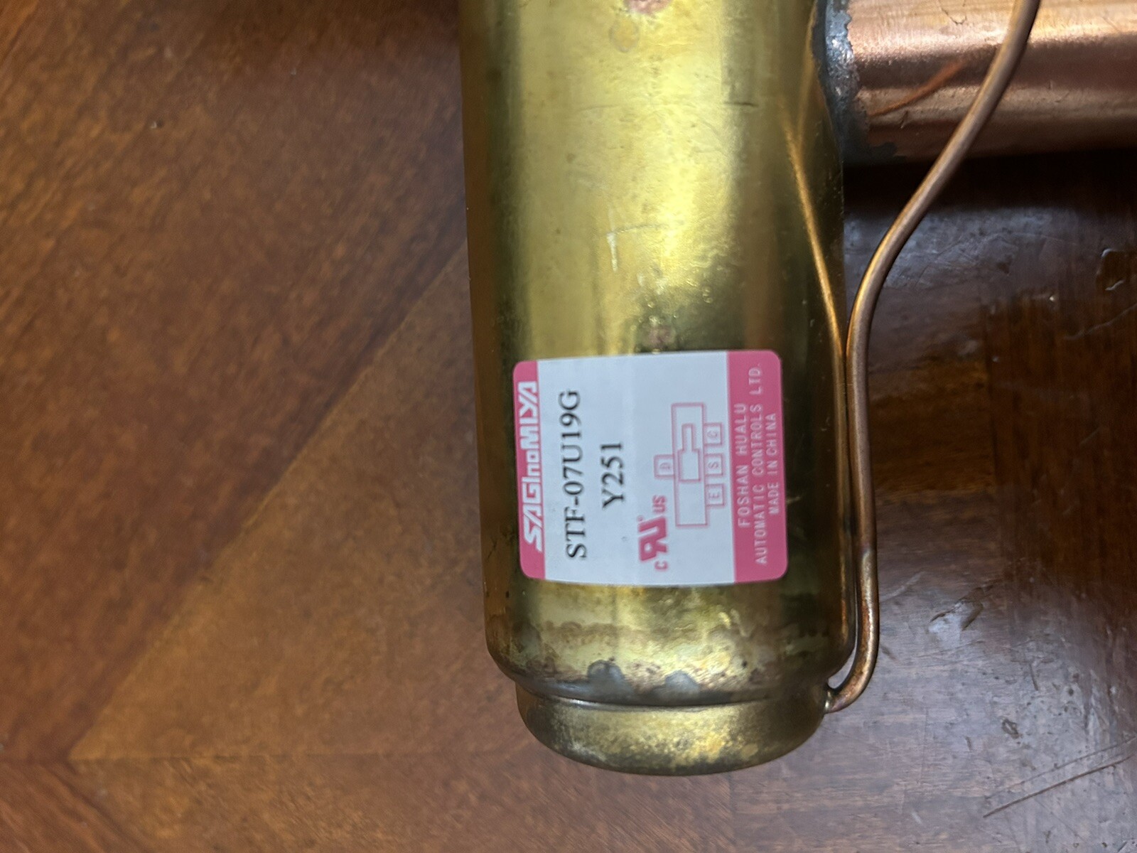 STF-07U19G SAGInoMIYA DESC 4 Reversing Valve , 4Way.