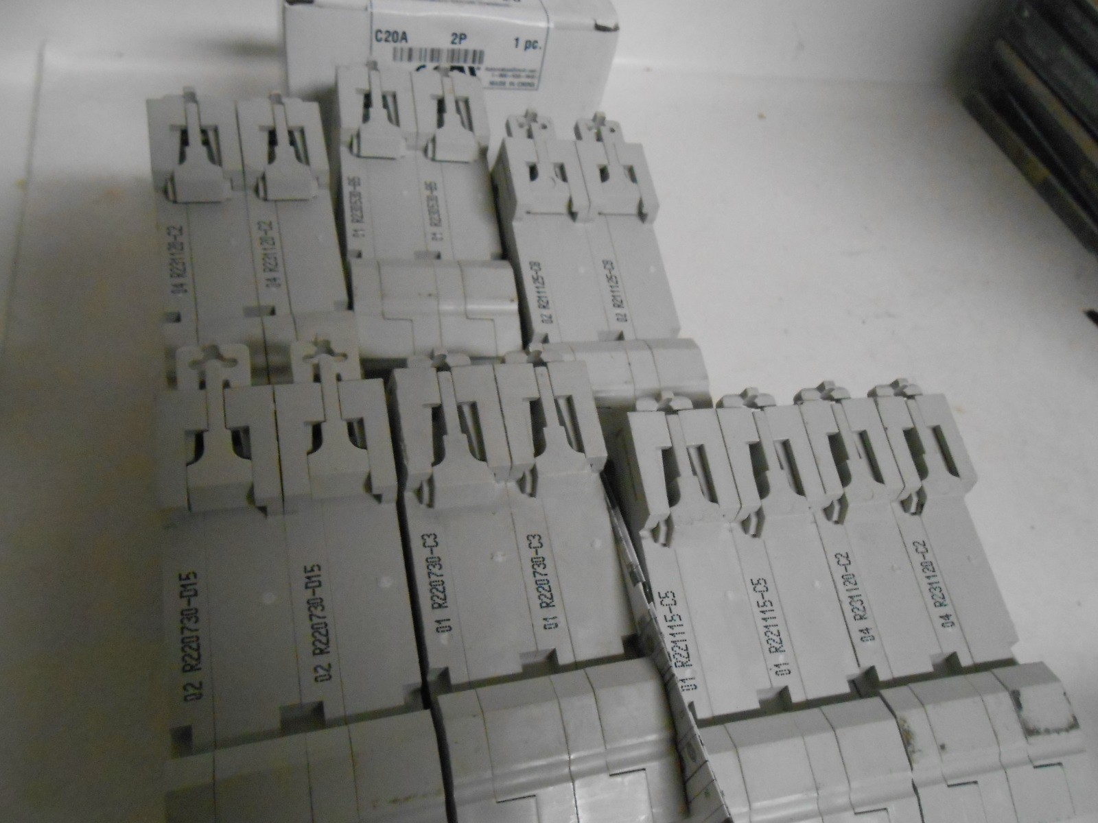 Gladiator GMCB Rail Mount Circuit Breaker 2A 3A 5A 8A 15A & 20A Lot of 8