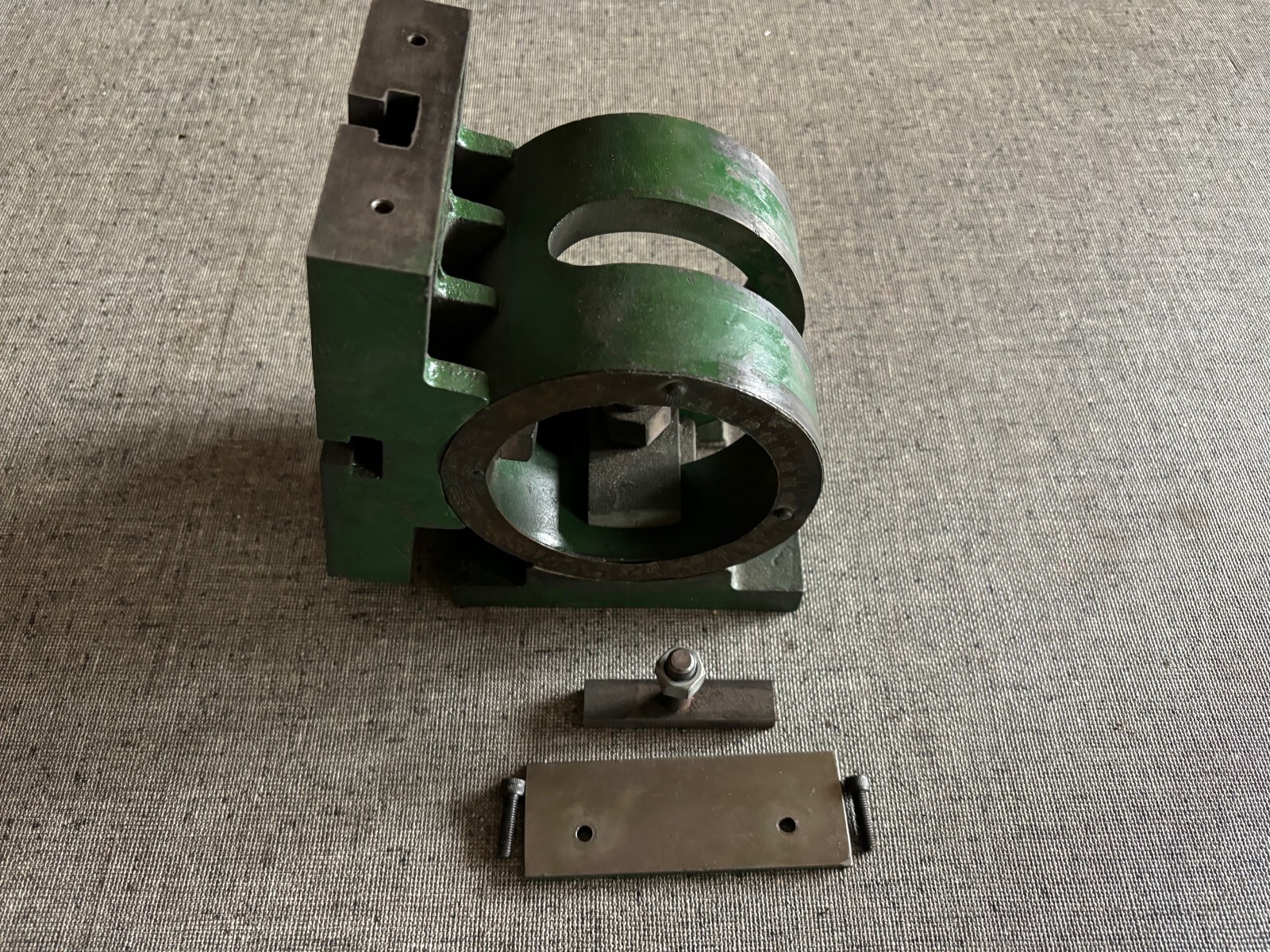 4″ x 6″ TABLE GREENE MFG. CO., T-SLOTTED TILTING TABLE 0-90 DEGREES TILT,