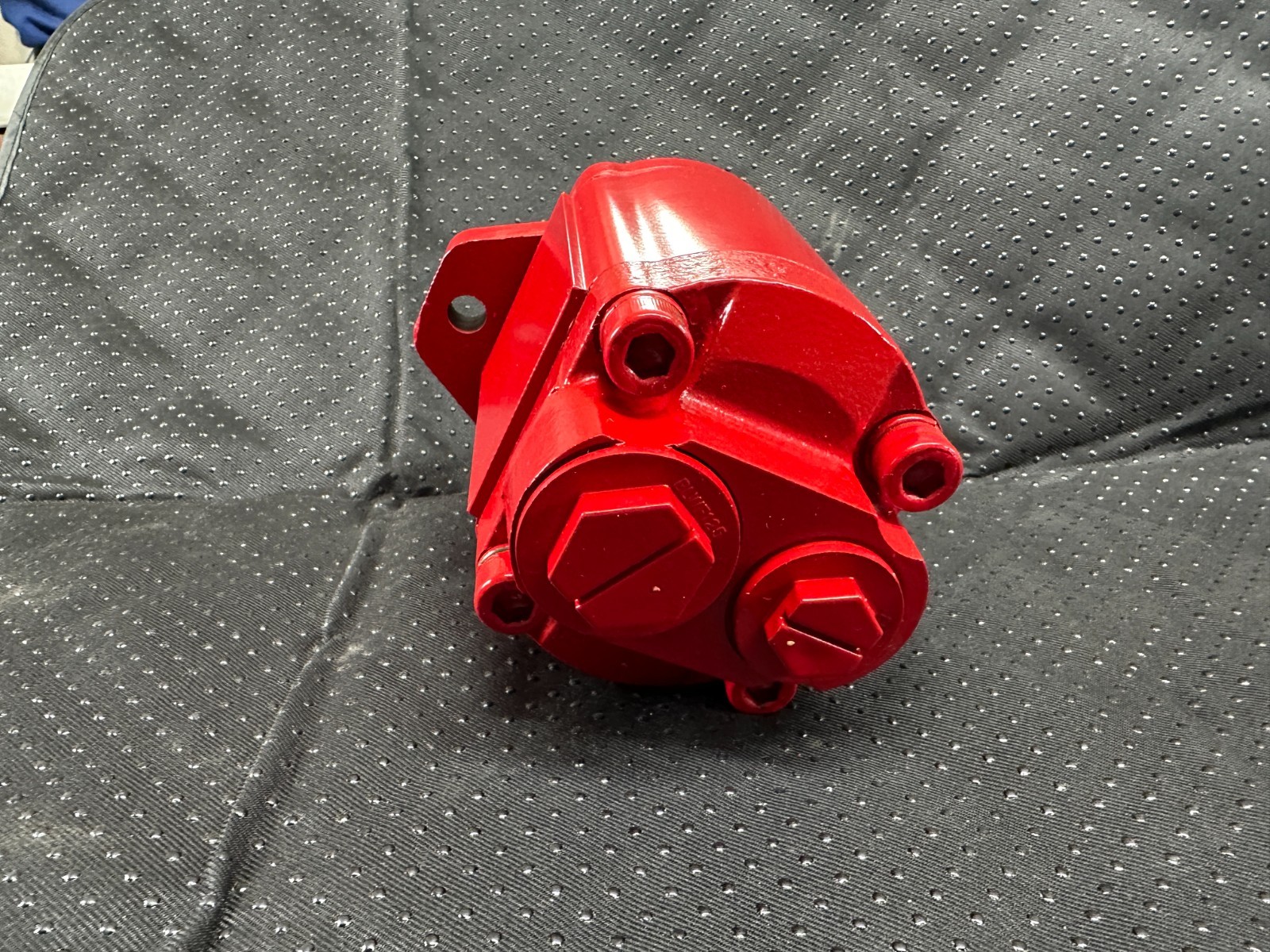 Muncie PF4-502-16ASRR – Gear Pump 11 spline – New in Box